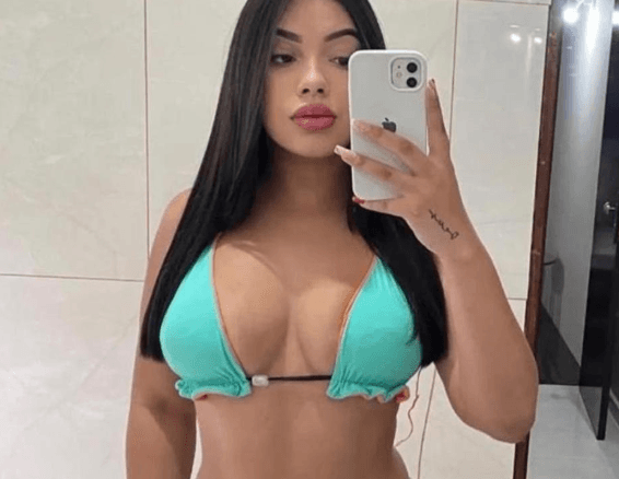 Brunette 🥰 Brazilian 🇧🇷Hot🔥Part 💥🥂