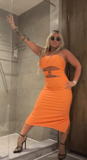 adeleakaevie