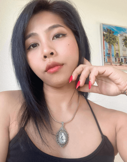 Unforgettable massage with the beautiful Thai ladies Linda + Jenny