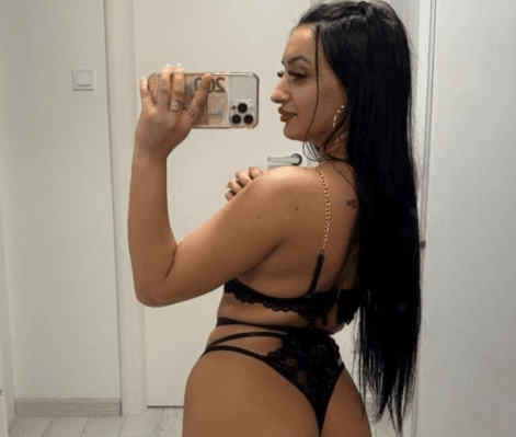 New brunette in town genuine photos