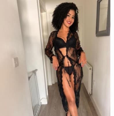 HOT LATINA BIANCA