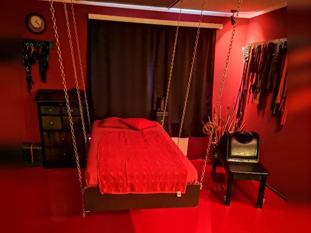 Domina