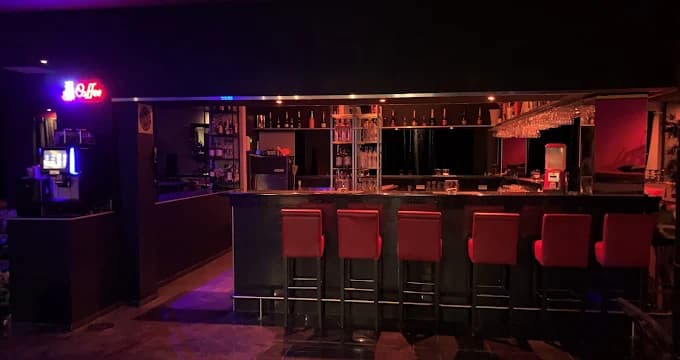 bar10.webp