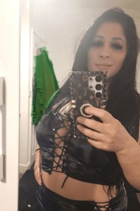 Sexy Naomi here for you